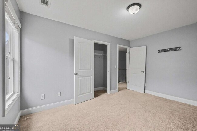 Building Photo - 4072 Creekrun Cir