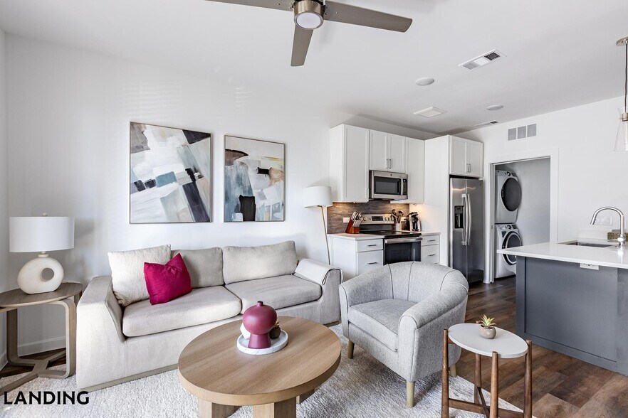 Building Photo - 5511 Caprock Smt Dr