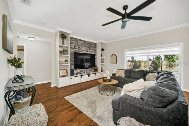 Building Photo - 9420 Ivywood St