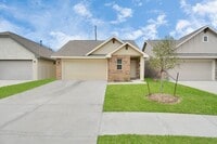 Building Photo - 15801 Macroom Dr