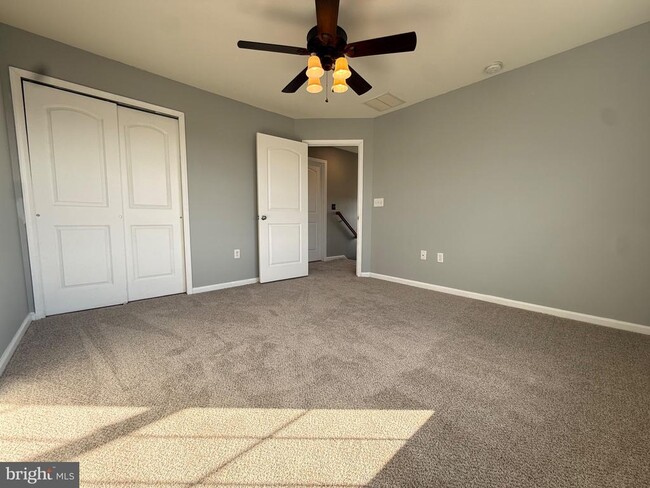 Building Photo - 2 Alfred Ave