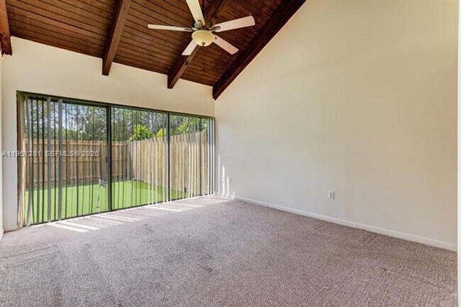 Building Photo - 7528 SW 95th Pl