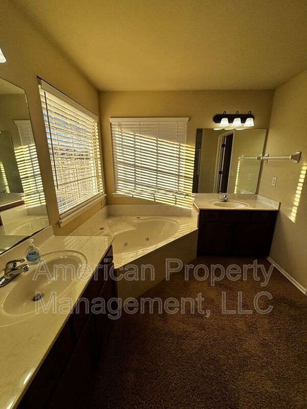 Building Photo - 4918 S 186th E Ave