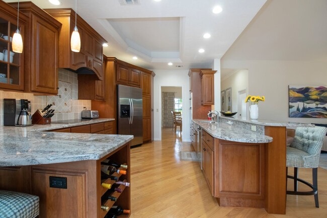Building Photo - Palm Aire Fully Furnished Rental