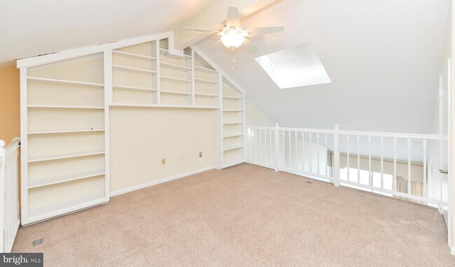 Building Photo - 2810 Yarling Ct
