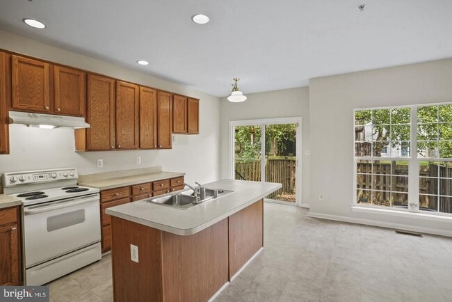 Building Photo - 3140 Galaxy Way