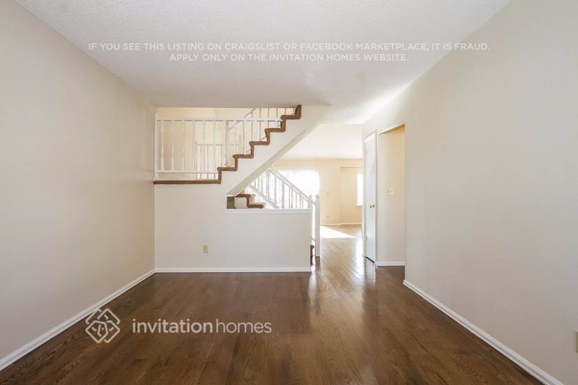 Building Photo - 19430 E Brown Dr