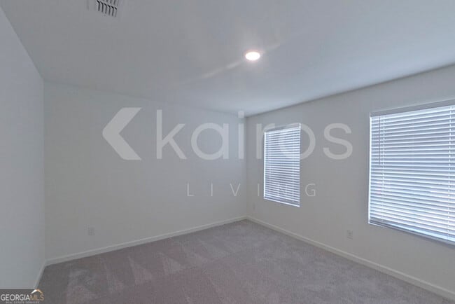 Building Photo - 112 Flat Rock Ml Trl