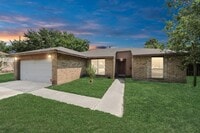 Building Photo - 7503 Roaring Springs Dr
