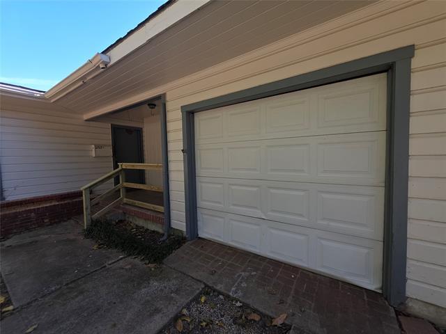 Building Photo - 2717 Bilglade Rd