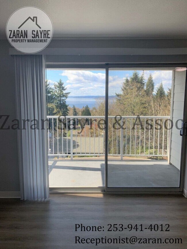 Building Photo - 044- Beautiful 2bd 2 bath Condo with View!!