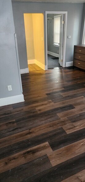 Building Photo - 1416 Auburn St