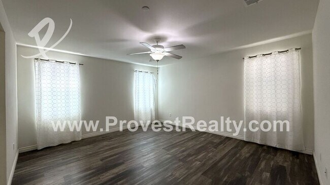 Building Photo - 15946 Silver Tip Way