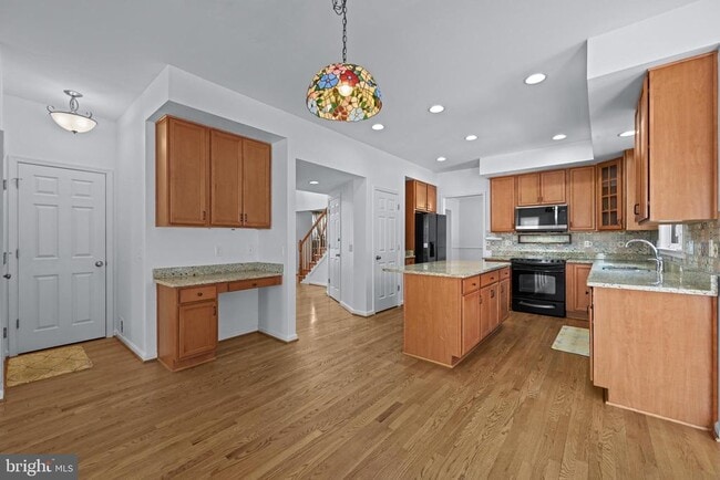 Building Photo - 4018 Tiber Falls Dr