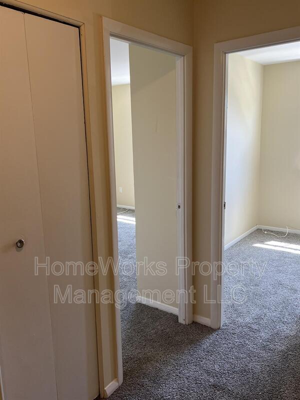 Building Photo - 462 Norvelle Ct