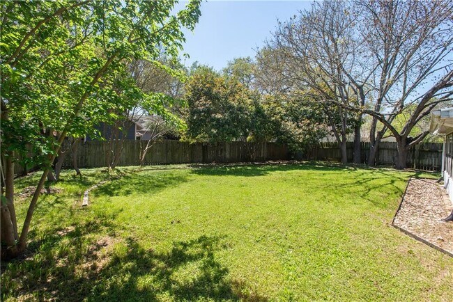Building Photo - 5811 Cannon Mountain Dr