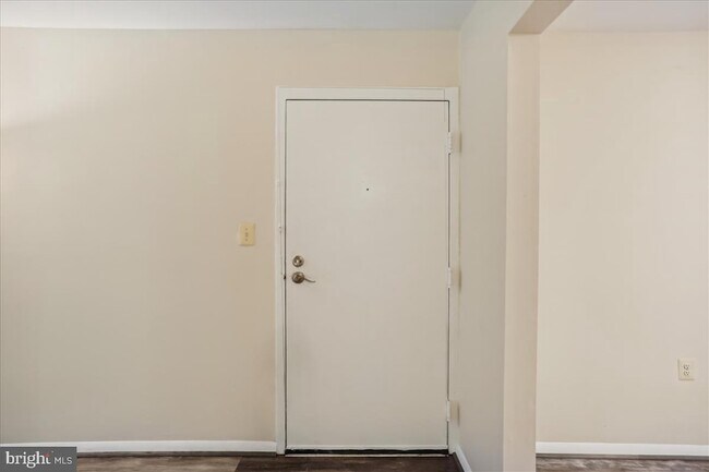 Building Photo - 18401 Guildberry Dr