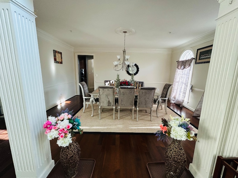 Building Photo - 15506 Symondsbury Way