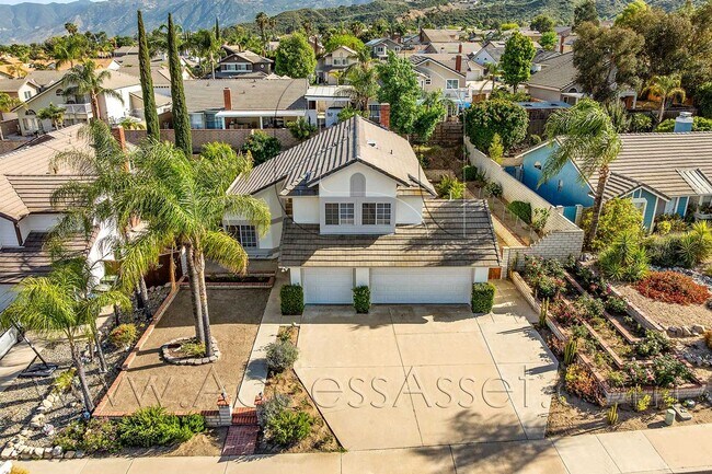 Building Photo - Charming 3 Bed/2.5 Bath Home With A Spacious Backyard And 3-Car Garage in Lake Elsinore!