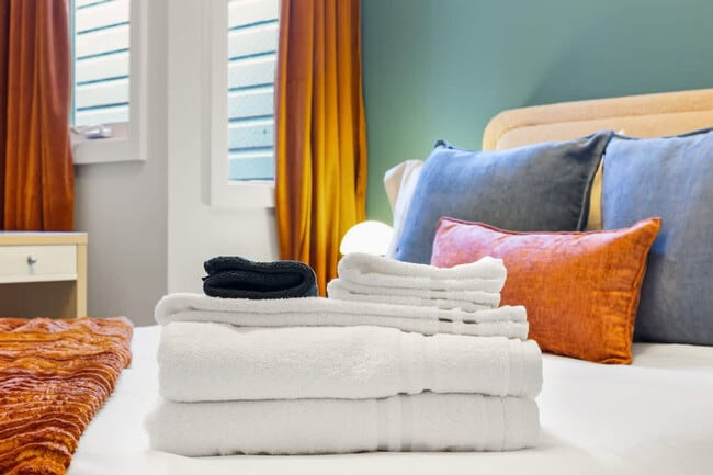 Building Photo - 2216 18th Ave