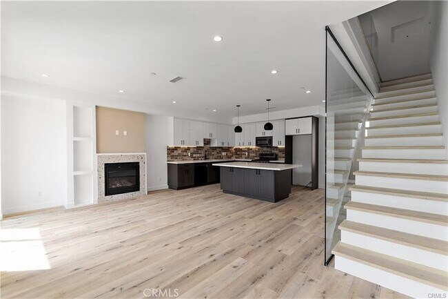 Building Photo - 11858 Flower Ln