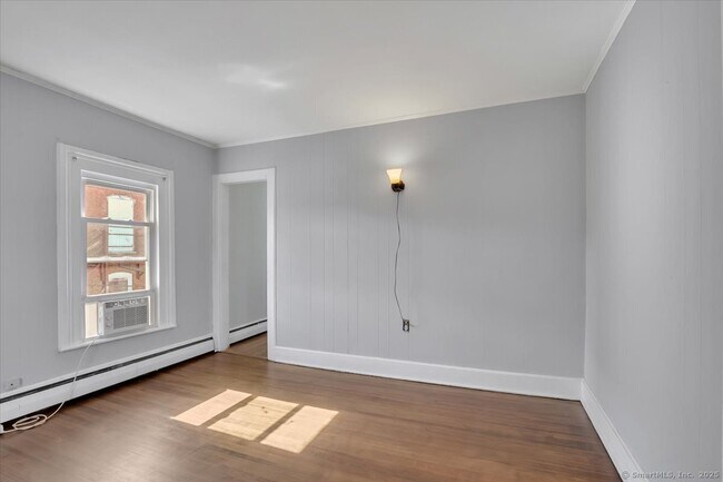 Building Photo - 29 Hotchkiss St