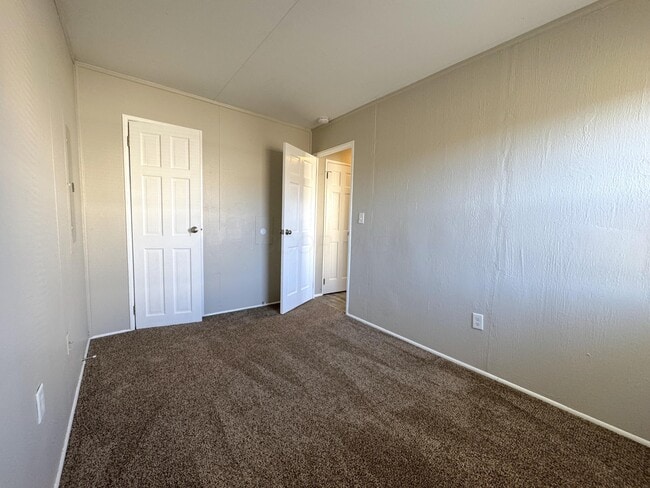 Building Photo - 2656 Glenbar Ct