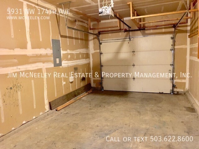 Building Photo - 5931 NW 174th Ave