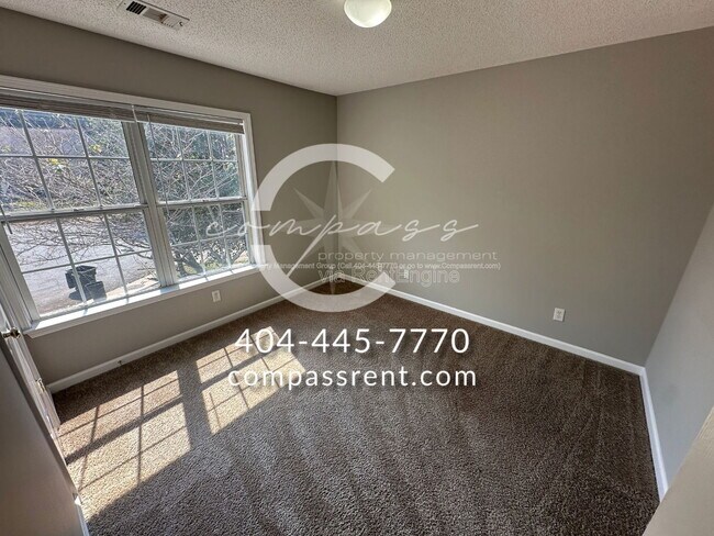 Building Photo - 2106 Clearvista Dr NW