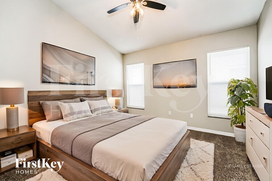 Building Photo - 601 Celito Dr