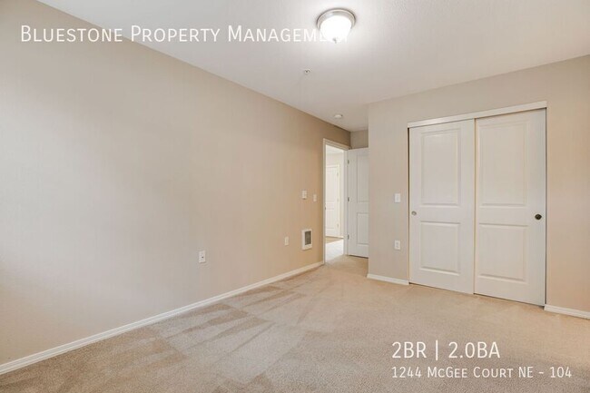 Building Photo - 1244 Mcgee Ct NE