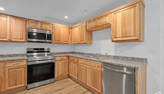 Building Photo - Honeyville 6955 N