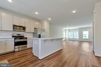 Building Photo - 3336 Cormorant Dr