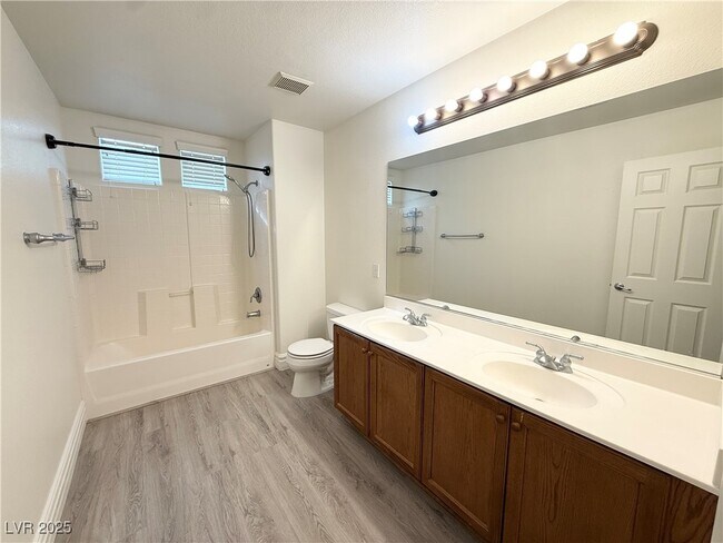 Building Photo - 9748 Waukegan Ave