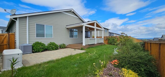 Building Photo - Bremerton Rambler