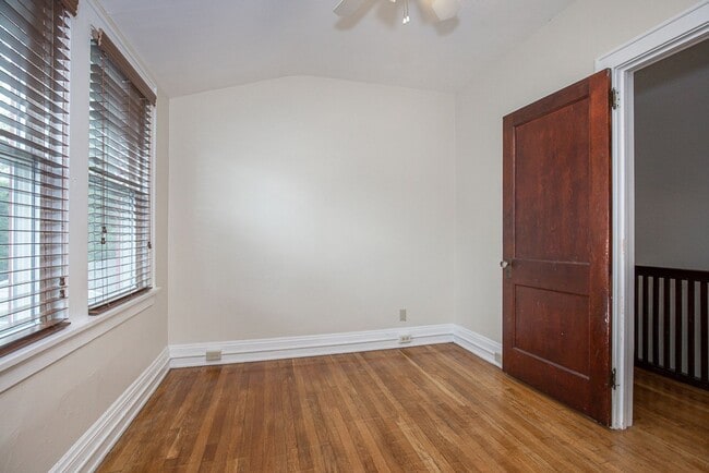 Building Photo - 3300 Dellwood Rd