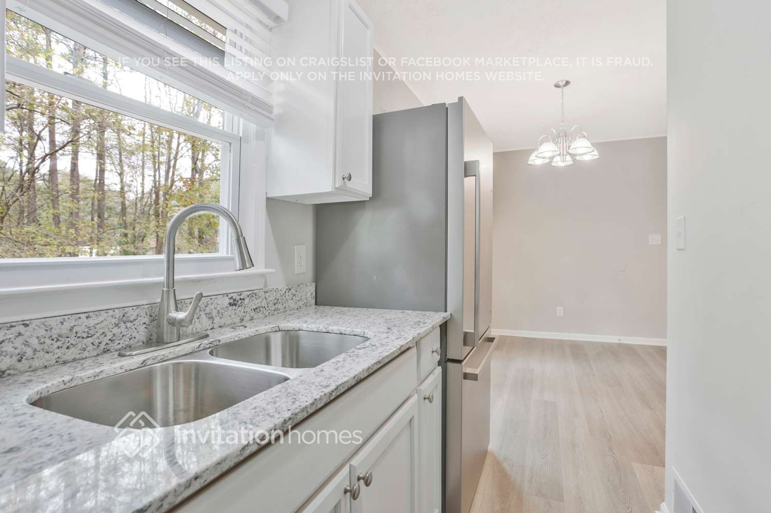 Building Photo - 2155 Venesa Cir