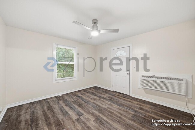 Building Photo - 684 Central Ave