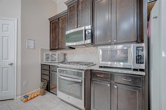 Building Photo - 4527 Cinco Forest Trail