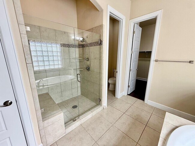 Building Photo - 9605 Brians Path