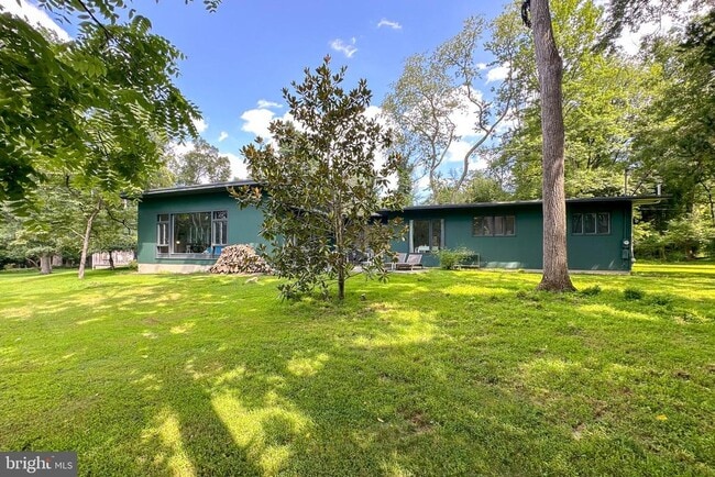 Building Photo - 108 Rosedale Ln