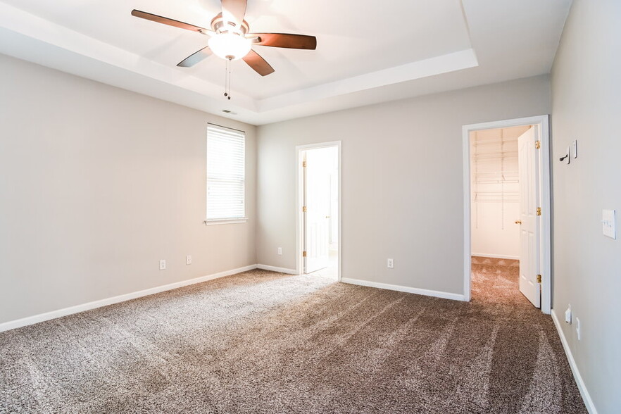 Building Photo - 4600 Sandtyn Dr