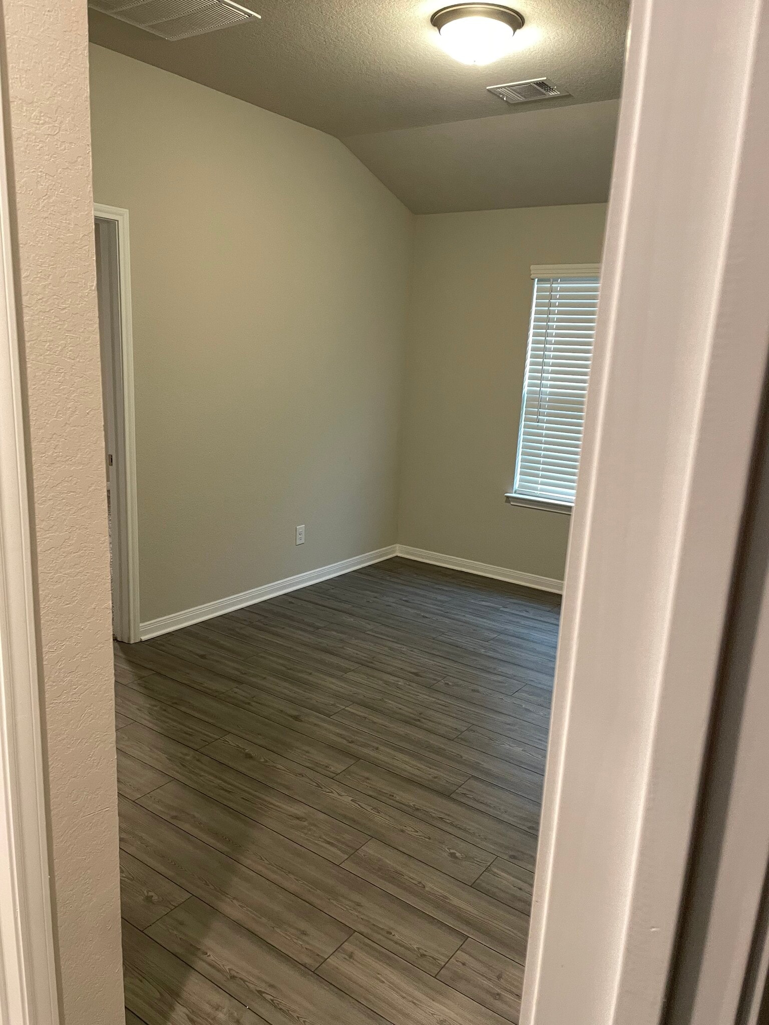 Building Photo - 3065 Charyn Way