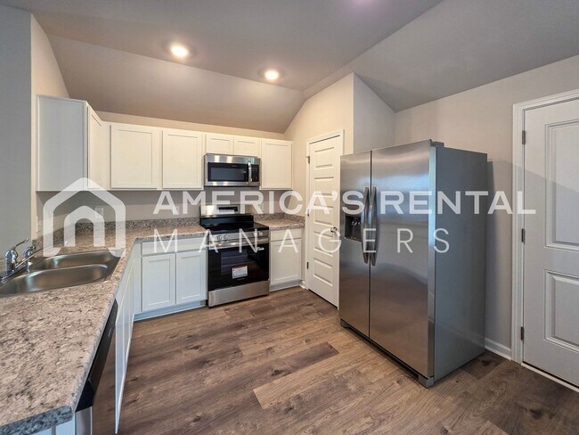 Building Photo - New Construction Home for Rent in Lincoln!