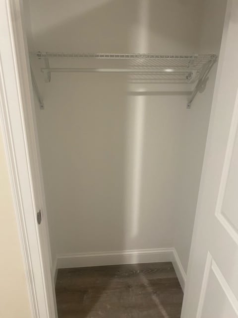 Building Photo - 520 Main St