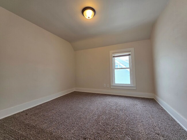 Building Photo - 1020 Berner St