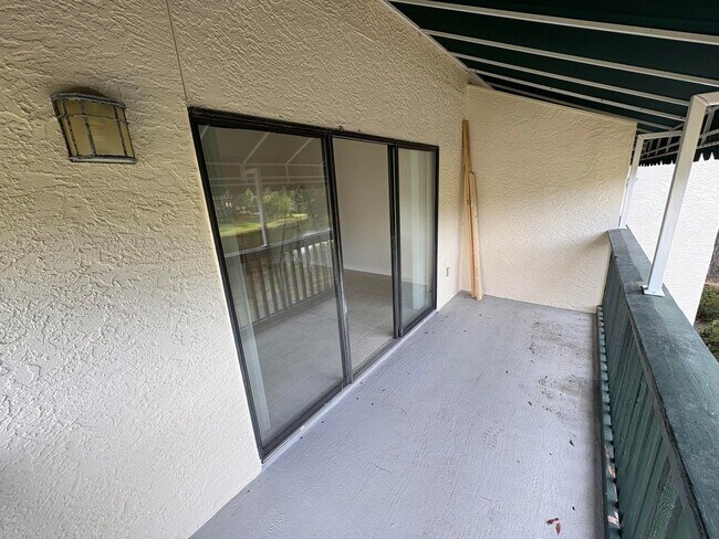 Building Photo - **$1,000 Move-in Special** 2 Bedroom in Bl...