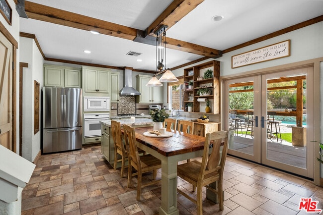 Building Photo - 28123 Gibraltar Ln