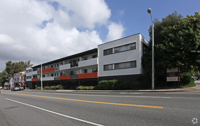 Primary Photo - Havenhurst Apartments