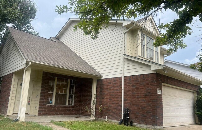 Building Photo - 20218 Bronze Bluff Dr